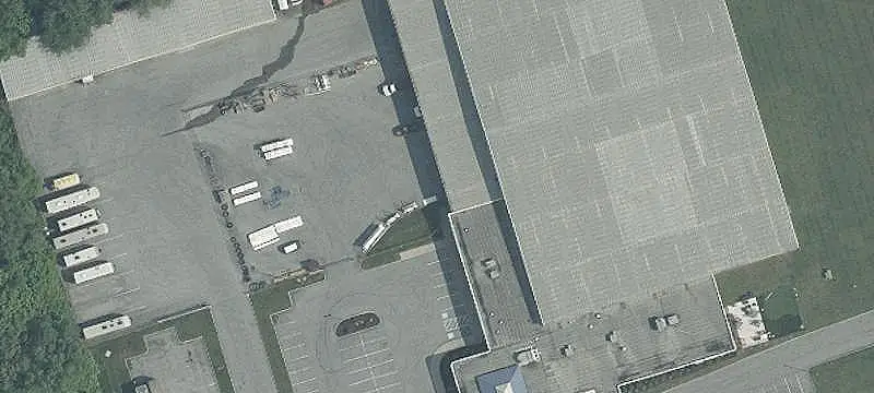 Flex Space with High-Bay Area
