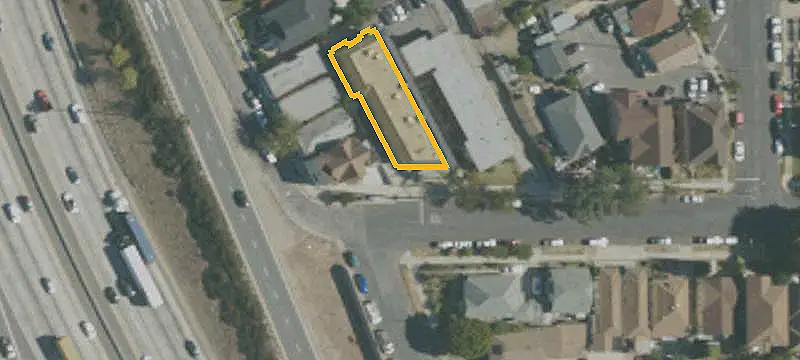 8-Unit Apartment Building
