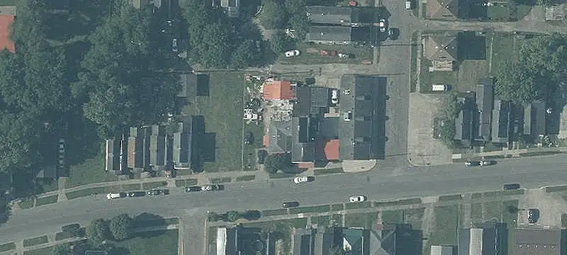 Bar and Pub Building