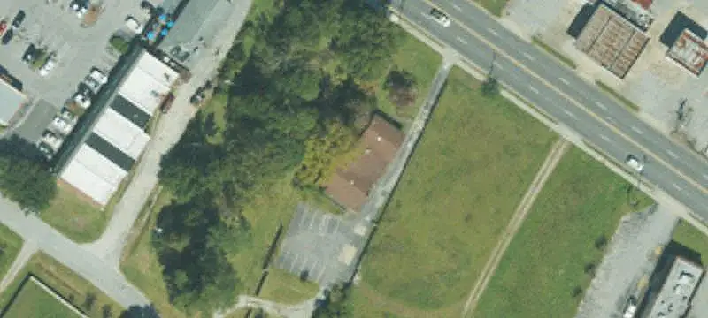 Office Building with Boulevard Frontage
