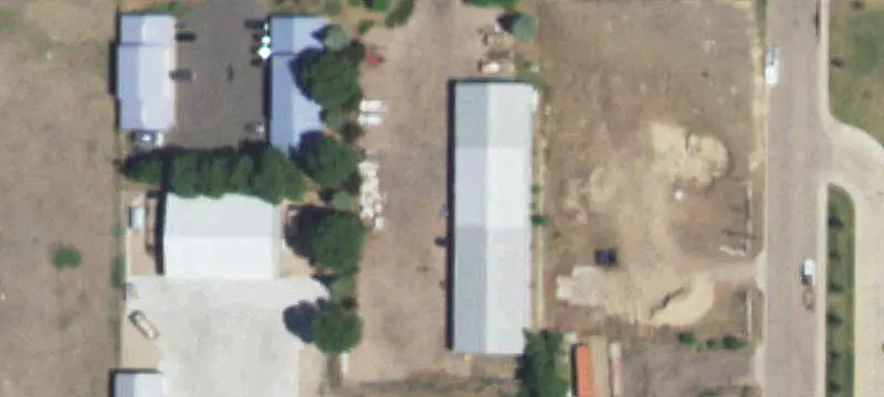 Flex Space with Overhead Door