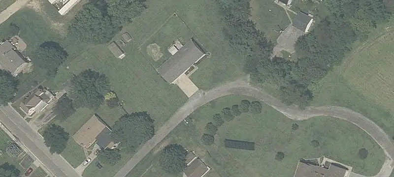 Land / Fee Simple