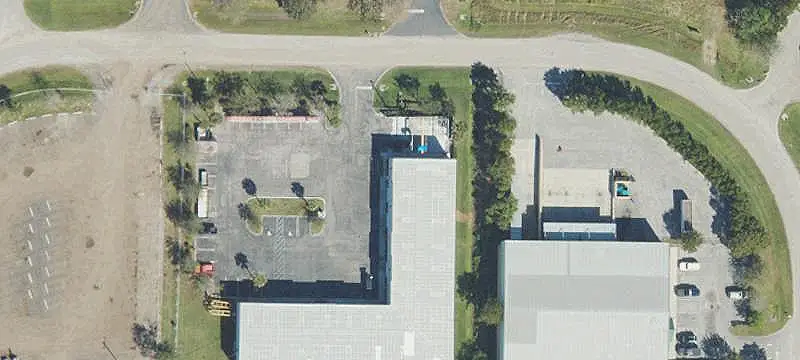 Small-Bay Flex Industrial Space
