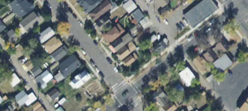 Maple-Floored Duplex Near Downtown