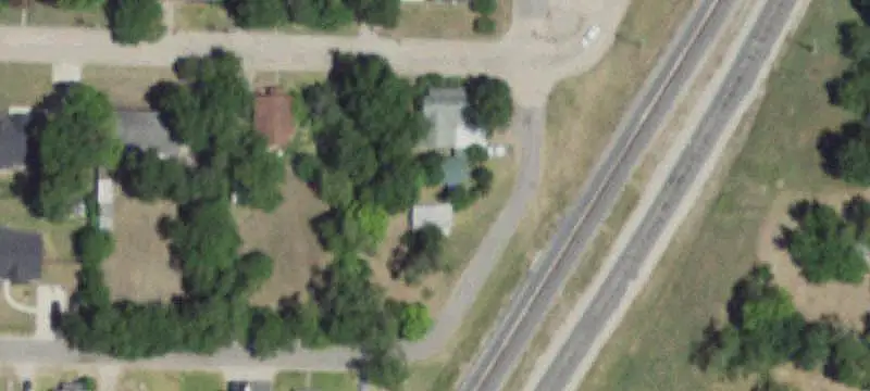 201 Neathery Street, Farmersville, TX 75442
