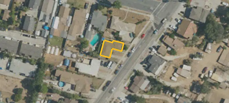 Duplex With Mixed Unit Layout