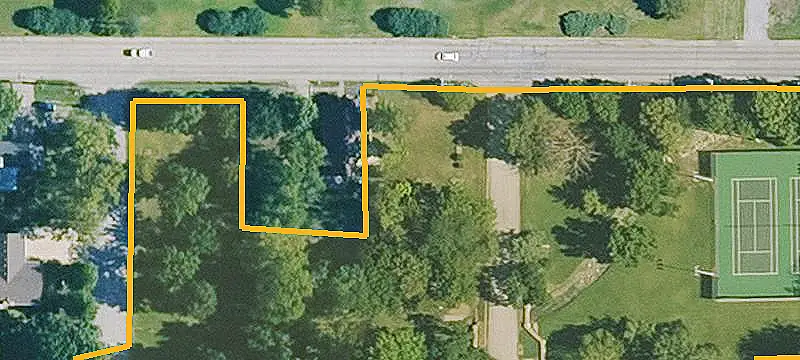 Commercial Land Near Interstate