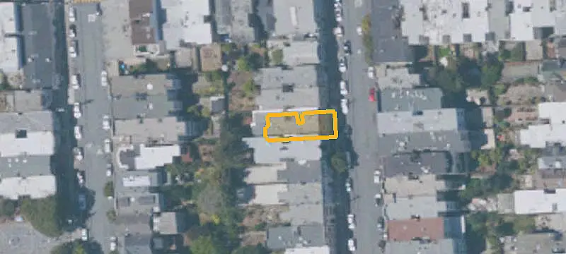 Four-Unit Quadplex With Common Yard