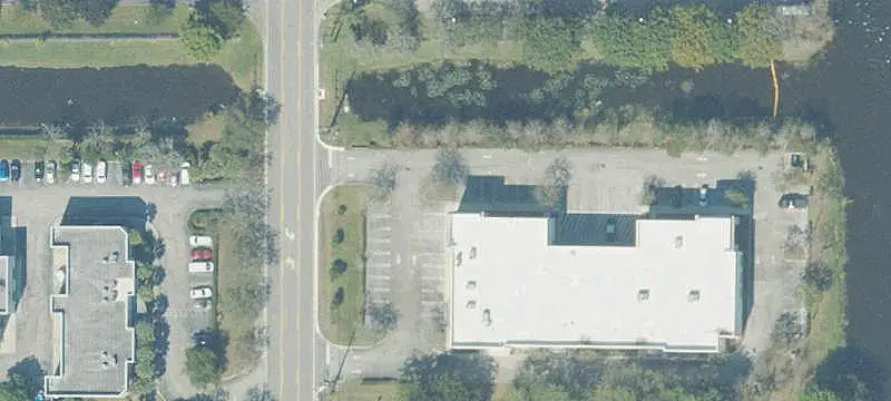 Freestanding Multi-Tenant Flex Property