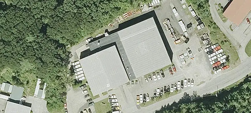 Manufacturing Facility with Cranes