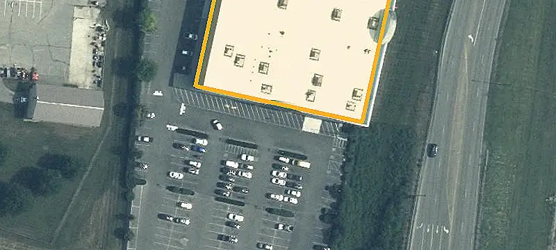 Retail Center with Pylon Signage