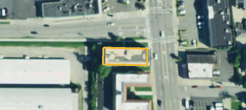 28-Unit Apartment Building
