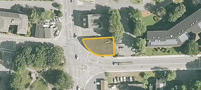 Office Unit with Shared Amenities