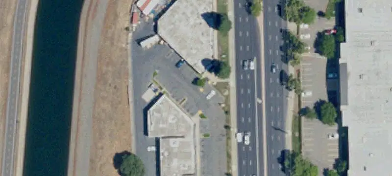 Flex Space with Paved Yard
