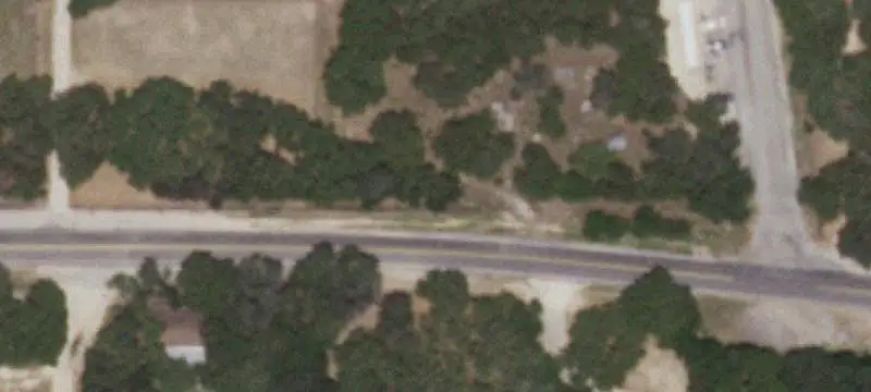 Mixed-Use Acreage With Multiple Homes