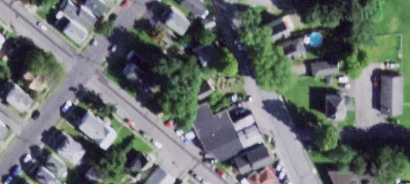 Mixed-Use Property With Garage