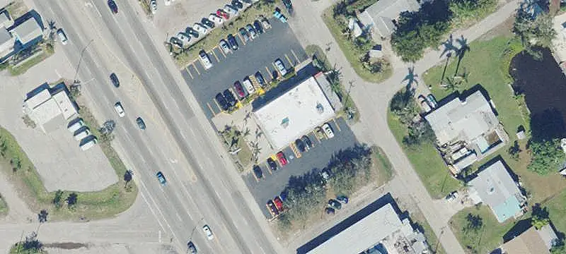 Freestanding Restaurant with Drive-Through
