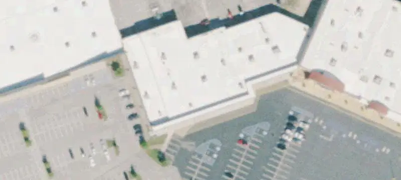 Multi-Tenant Mixed-Use Center