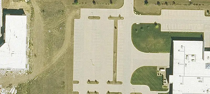 Single-Tenant Office Building