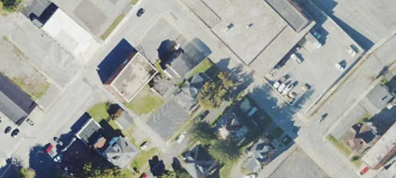 Mixed-Use Property with Restaurant Equipment