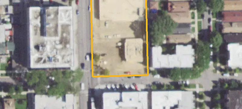 Multi-Space Retail Property