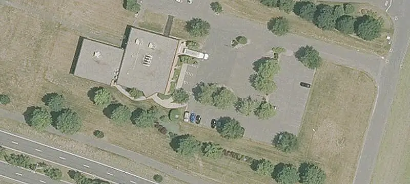 Single-Story Flex Building