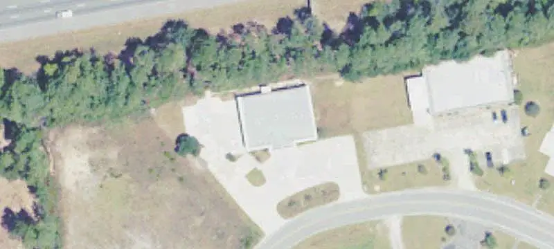 Highway-Fronting Office Building