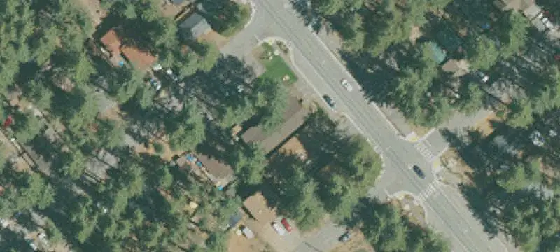 8-Unit Apartment Building with Parking