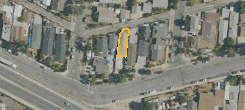 4-Unit Mixed-Use Property