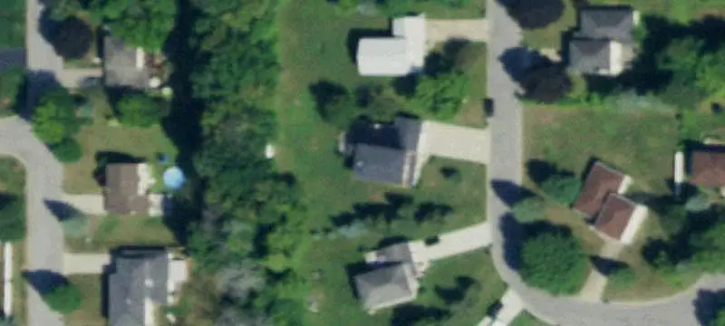 Six-Bedroom Duplex with Separate Utilities
