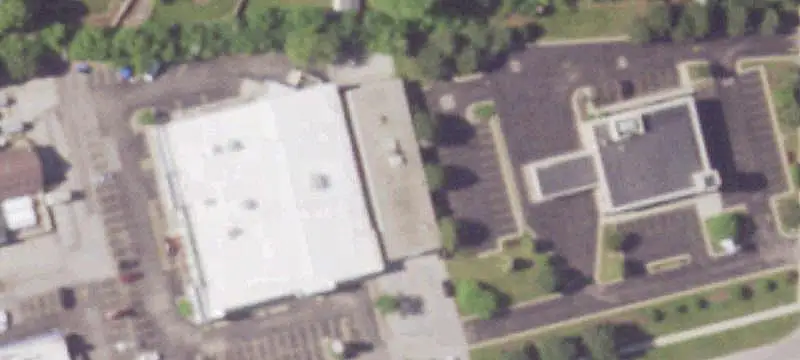 Single-Story Storefront Property