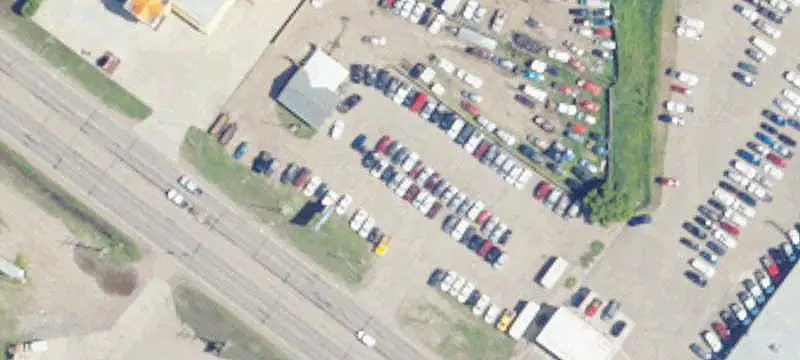 Automotive Showroom with Service Operations