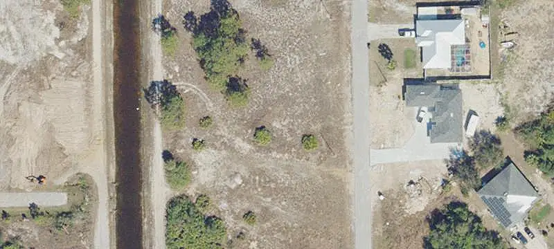362 Paisley Avenue, Lehigh Acres, FL 33974