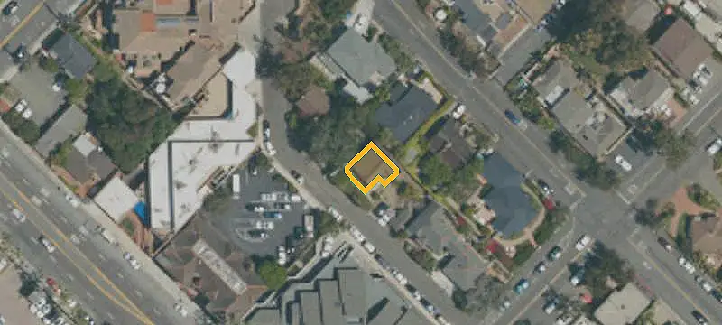 Historic Triplex Cottage Property