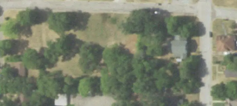 8-Unit Apartment Building