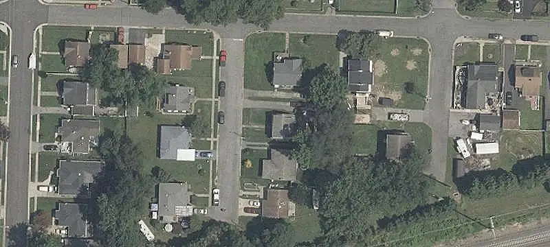 Renovated Duplex with Fenced Yard