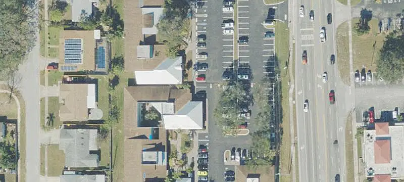Multi-Tenant Office Complex