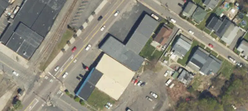 8-Bay Auto Shop