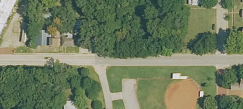 Open-Layout Warehouse