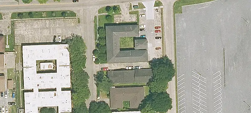 Renovated 19-Unit Apartment Building