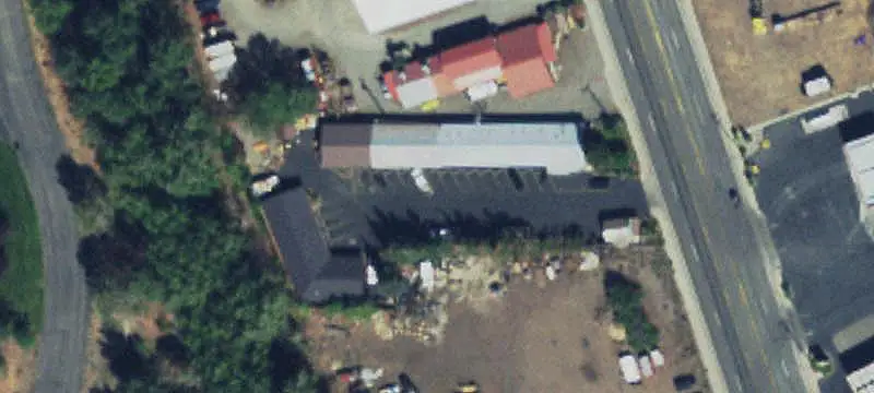 21-Room Motel with Guest Amenities