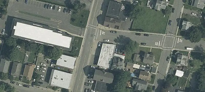4-Bay Auto Repair Shop