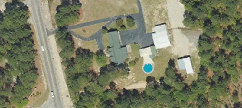 Flex Space with Multiple Outbuildings