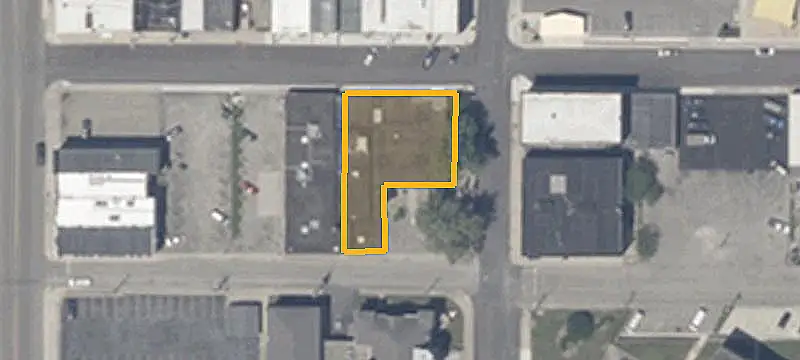 Flex Building With Office Space