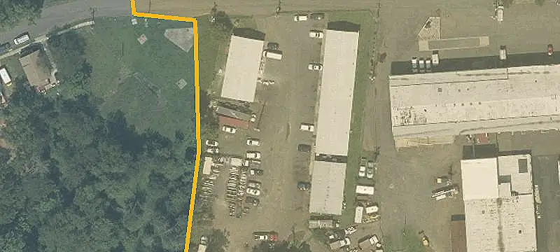 Fenced 10-Unit Industrial Site
