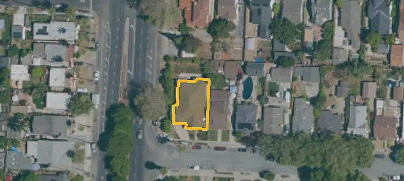 Tenant-Occupied Duplex Near Highway Access