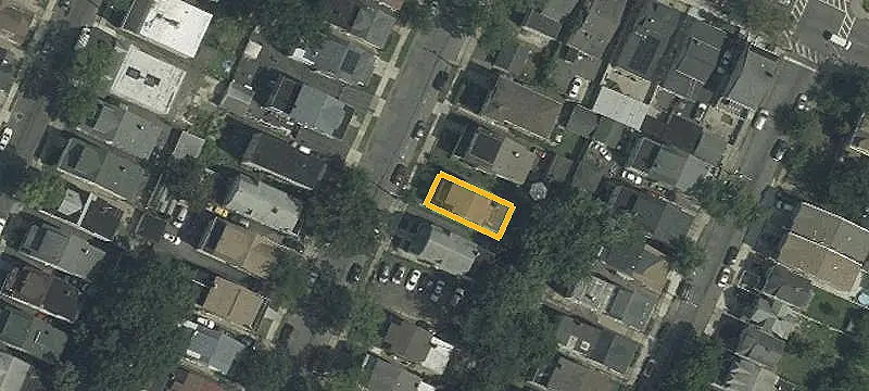 Triplex With Separate Utilities