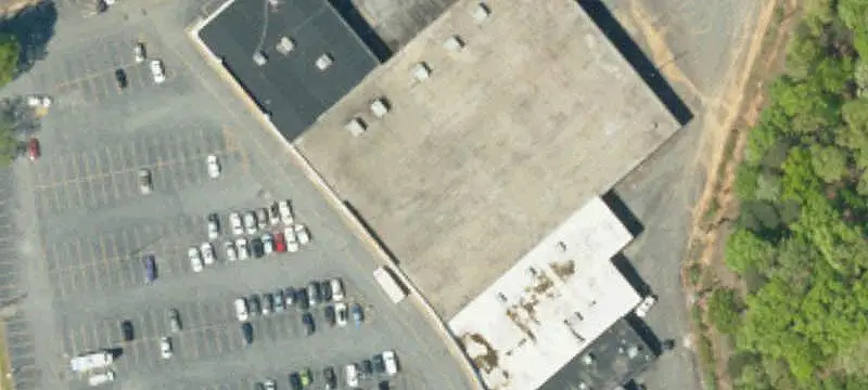 Anchored Community Shopping Center