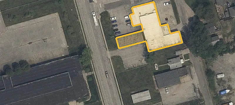 Warehouse with Overhead Door