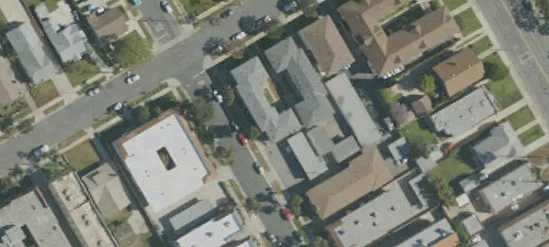 8-Unit Apartment Building